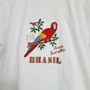 Lot of 2‎ White Tropical Bird Embroidered Tourist T Shirts Brazil Childs Medium